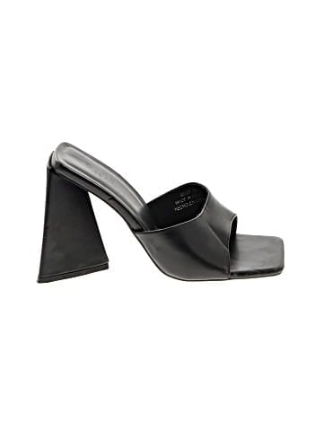 Forever 21 Sandals (view 1)