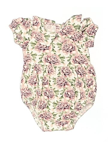 Kate Quinn Organics Short Sleeve Onesie (view 1)
