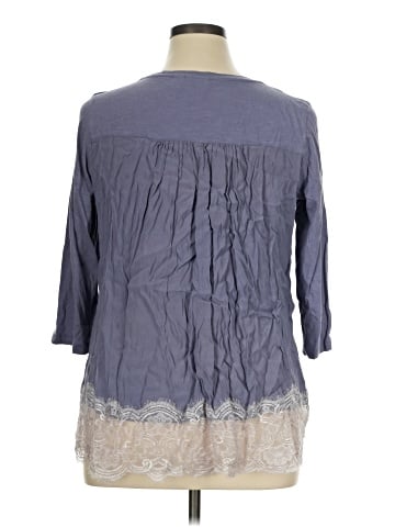 LOGO by Lori Goldstein 3/4 Sleeve Top (view 2)