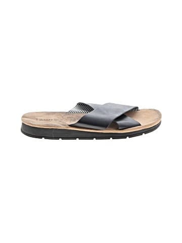 IZOD Sandals (view 1)