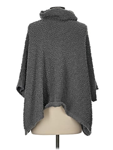 Romeo & Juliet Couture Poncho (view 2)