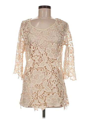 Forgotten Grace 3/4 Sleeve Top (view 1)