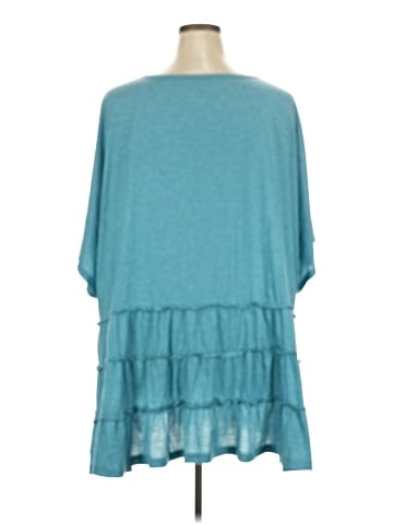 BLOOMCHIC Short Sleeve Top (view 2)