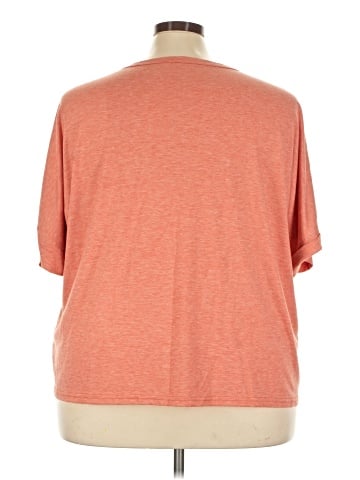 Unbranded 3/4 Sleeve T-Shirt (view 2)