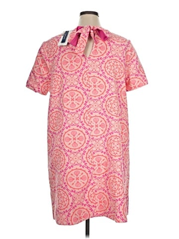 Crown & Ivy Casual Dress (view 2)