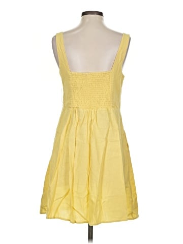 Old Navy Casual Dress (view 2)