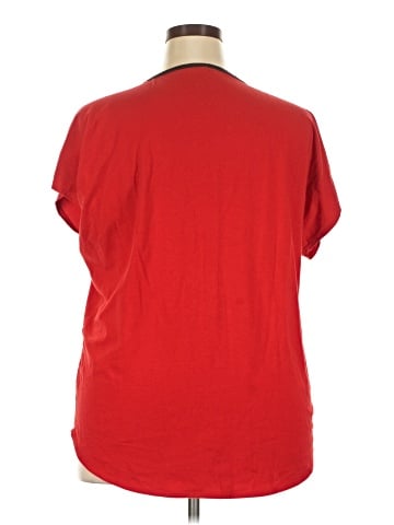 Chaus Sport Short Sleeve T-Shirt (view 2)