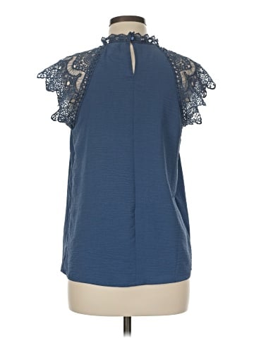 Rain Sleeveless Blouse (view 2)