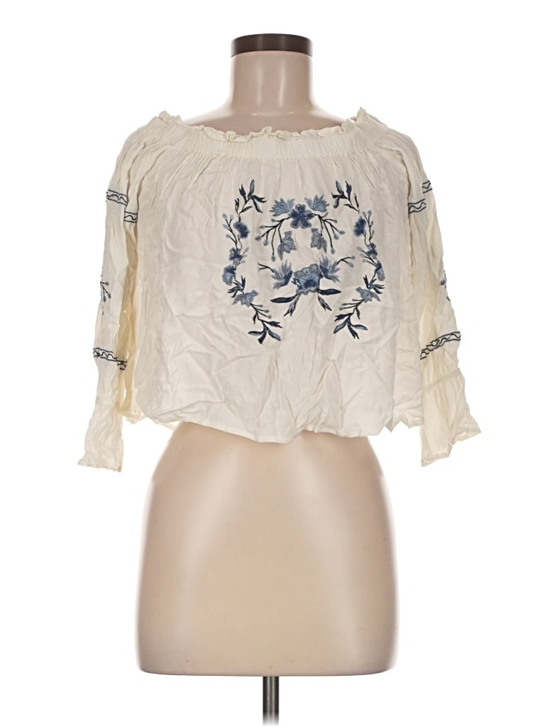 Pre-owned American Eagle Outfitters 3/4 Sleeve Blouse In Ivory