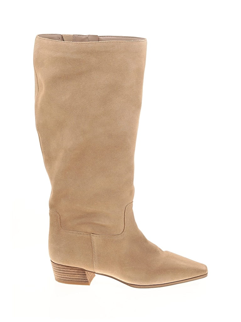 Pre-owned Vince Camuto Boots In Tan