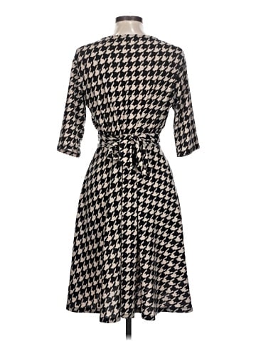 Sandra Darren Casual Dress (view 2)