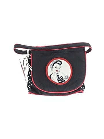Unbranded Wristlet (view 1)