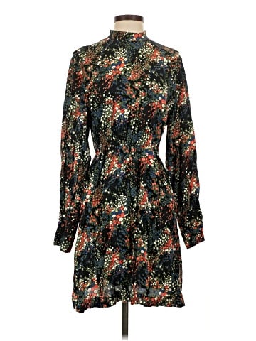 Stockholm Atelier & Other Stories Casual Dress (view 1)