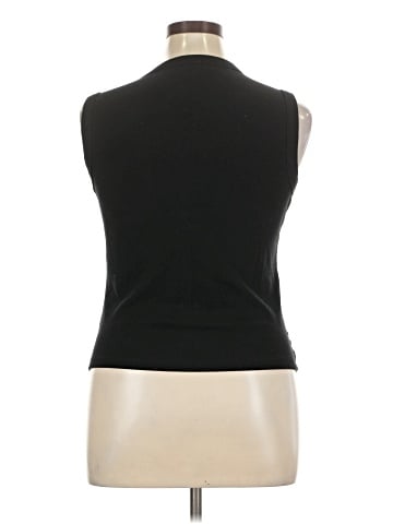 Old Navy Sleeveless T-Shirt (view 2)