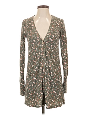 Agnes & Dora Cardigan (view 1)