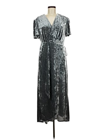 Xhilaration Cocktail Dress (view 1)