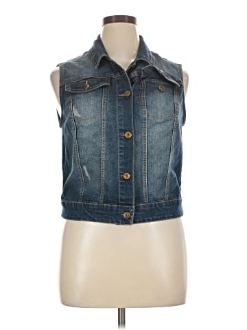 Mudd Sleeveless Button-Down Shirt (view 1)