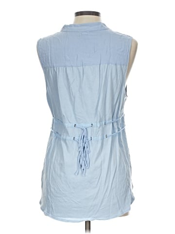 Tiny Sleeveless Blouse (view 2)