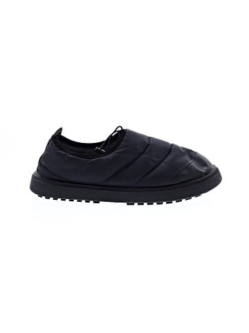 Zara Flats (view 1)