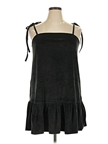 American Eagle Outfitters Sleeveless Top (view 1)