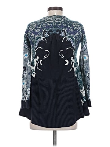 HWR Cardigan (view 2)