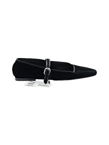 Zara Flats (view 1)