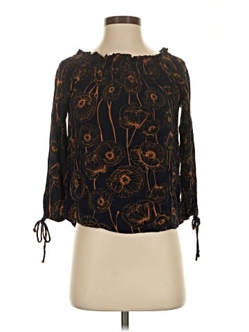 Dee Elle 3/4 Sleeve Blouse (view 1)