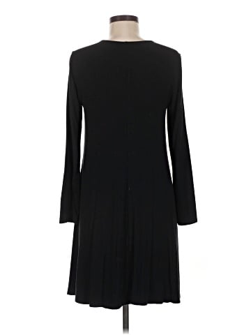 Old Navy Casual Dress (view 2)