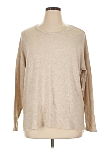 American Eagle Outfitters Pullover Sweater (view 1)