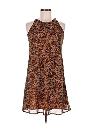 Jeffrey & Dara Casual Dress (view 1)