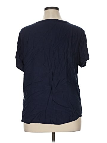 Amazon Essentials Short Sleeve Blouse (view 2)
