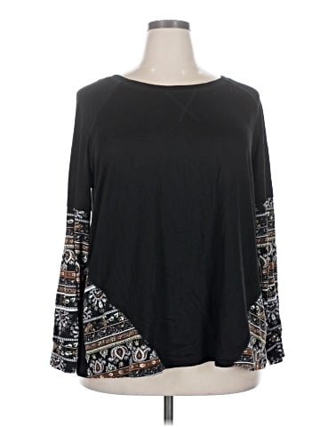 BLOOMCHIC Long Sleeve Top (view 1)