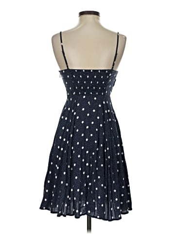 Old Navy Casual Dress (view 2)