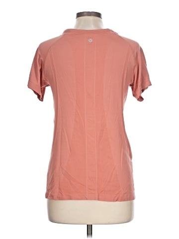 Lululemon Athletica Short Sleeve T-Shirt (view 2)