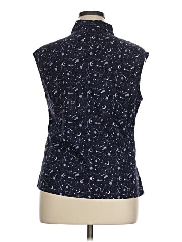 Retrolicious Sleeveless Button-Down Shirt (view 2)
