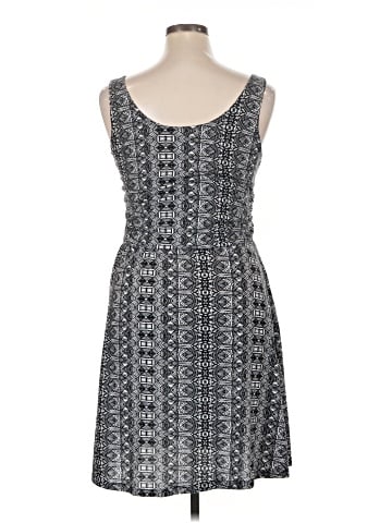 Faded Glory Casual Dress (view 2)