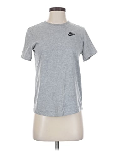 Nike Short Sleeve T-Shirt (view 1)