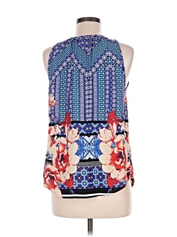 Lily White Sleeveless Blouse (view 2)