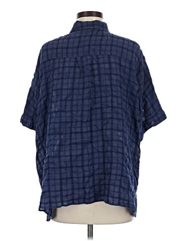 Max Studio Short Sleeve Button-Down Shirt (view 2)