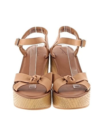 Universal Thread Sandals (view 2)