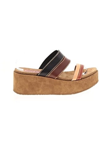 Pedro Garcia Wedges (view 1)