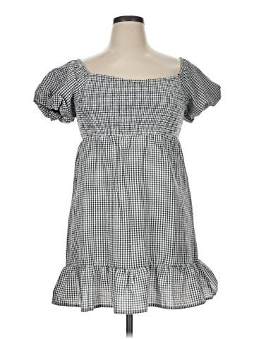 Francesca's Casual Dress (view 1)