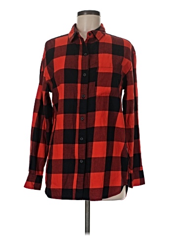Old Navy Long Sleeve Button-Down Shirt (view 1)