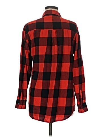 Old Navy Long Sleeve Button-Down Shirt (view 2)