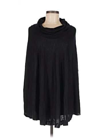 Hinge Poncho (view 1)