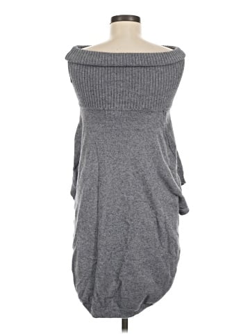 Sisters Poncho (view 2)