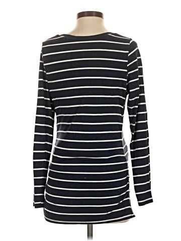 Liz Lange Maternity Long Sleeve T-Shirt (view 2)