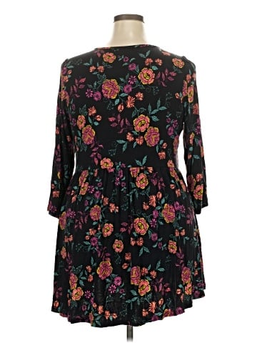 Torrid 3/4 Sleeve Blouse (view 2)