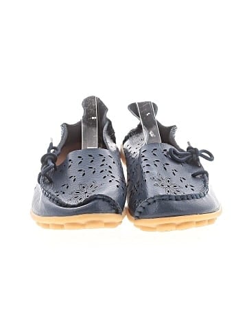 Unbranded Flats (view 2)