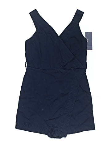 Habitual Dress (view 1)